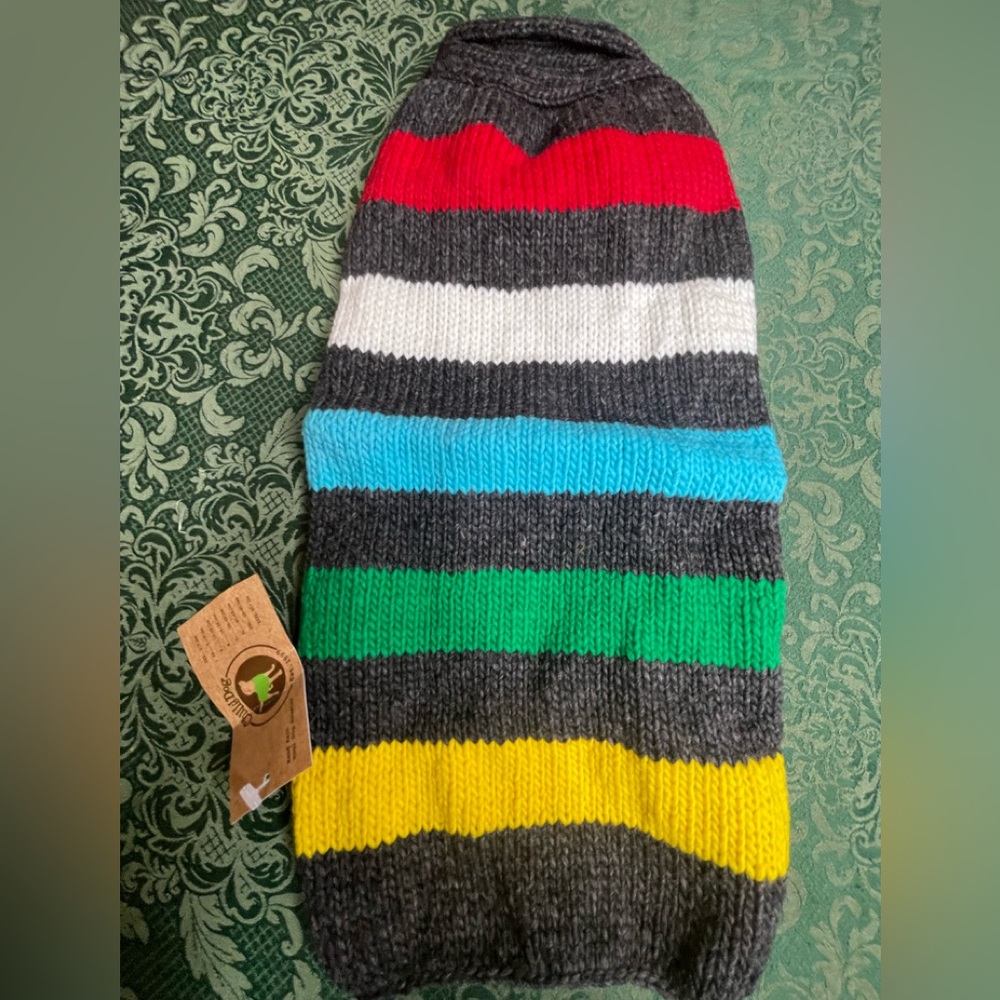 NWT merry & Bright M dogs ugly christmas sweater gingerbread cookies candy canes